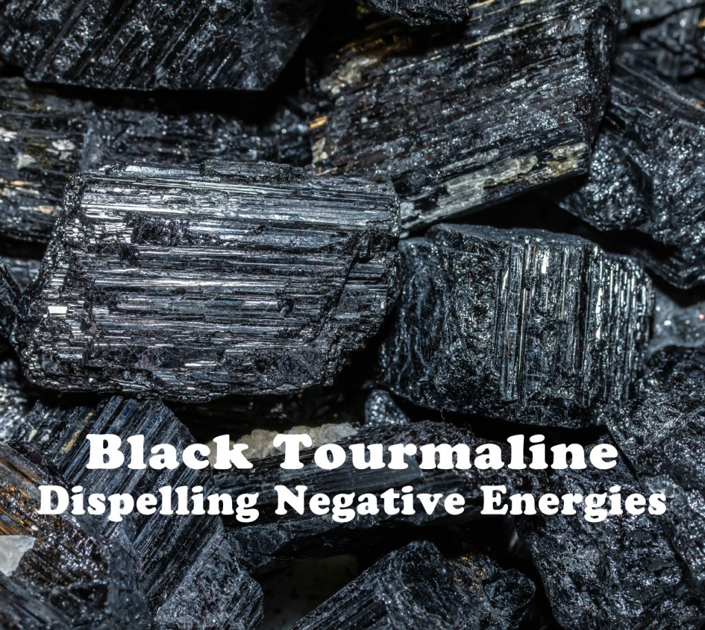 Black Tourmaline Pyramids for Dispelling Negative Energies - AlternateHealing.net